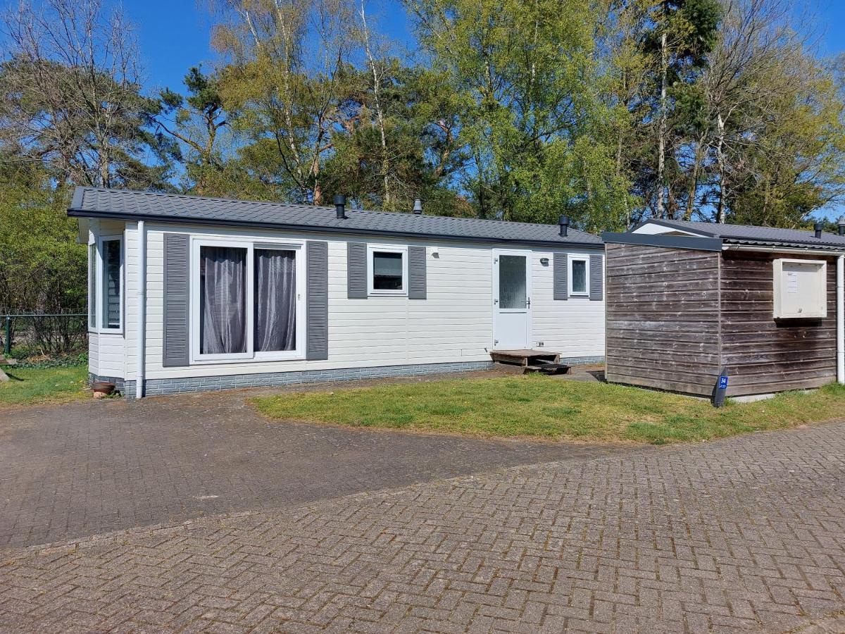 Ruim En Gezellig Chalet Voor 2 Personen Op De Veluwe Recreatiepark De Oude Driest Putten Extérieur photo