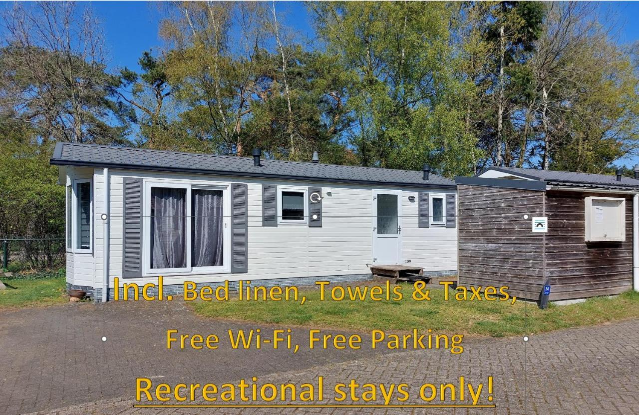 Ruim En Gezellig Chalet Voor 2 Personen Op De Veluwe Recreatiepark De Oude Driest Putten Extérieur photo